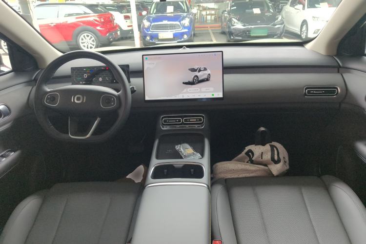 Used CHANGAN NEVO Q05 2026 Model 506 Max Center Console