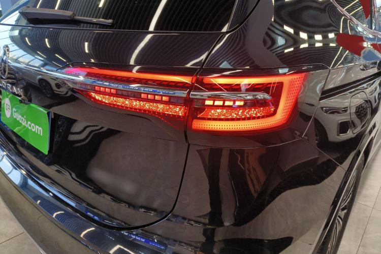 Used Volkswagen Viloran 2024 380TSI Premium Edition