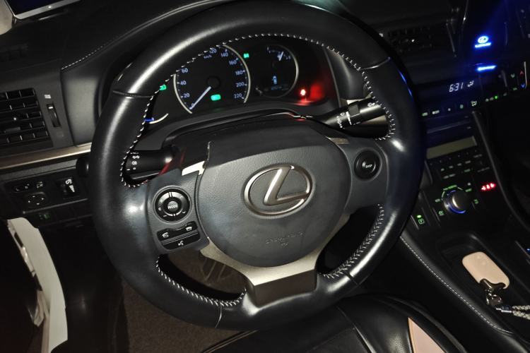 Used Lexus CT 2017 CT200h Elite Edition Monotone China VI