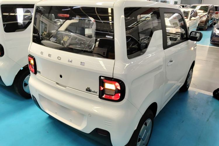 Used Geely Galaxy Panda 2024 Panda Mini 200km Endurance Bear
