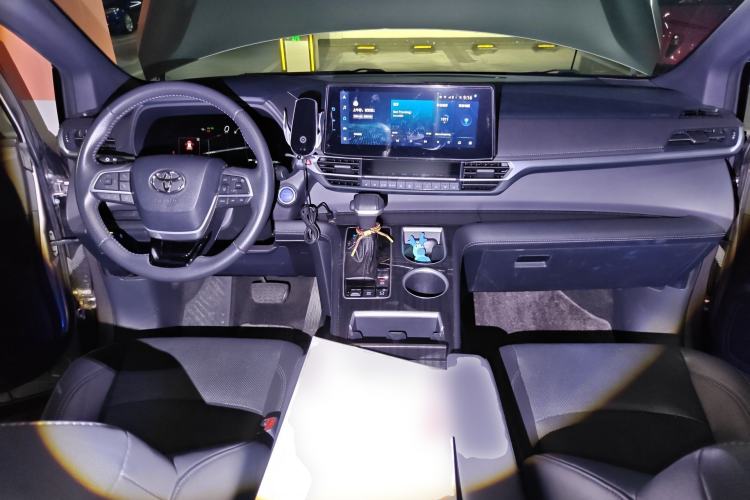 Used Toyota SIENNA 2021 2.5L Hybrid Ultimate Edition Center Console