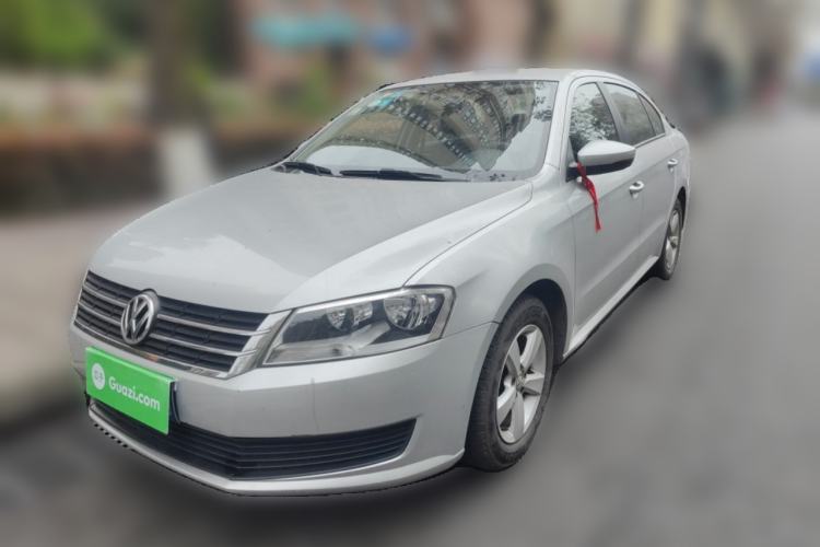 Used Volkswagen Lavida 2013 Revised Classic 1.6L Automatic Fashion Edition