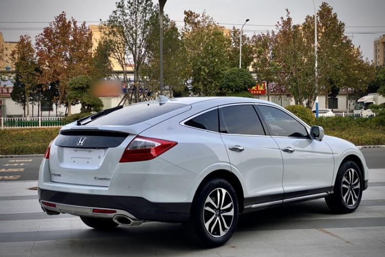 Used Honda Crosstour 2016 2.4L Luxury Edition
