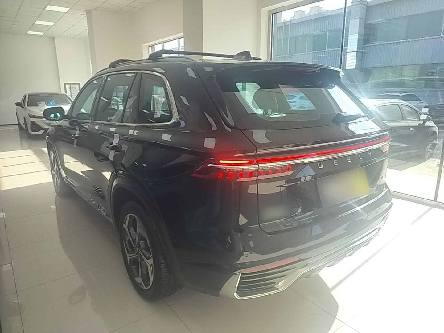 Geely Auto Monjaro L 2024 2.0TD DCT EVO Two-Wheel Drive Long-Range Version — снимка 4