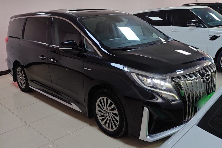 Used GAC Trumpchi M8 2021 Master Series 390T Ultimate Edition Front Right 45 Deg