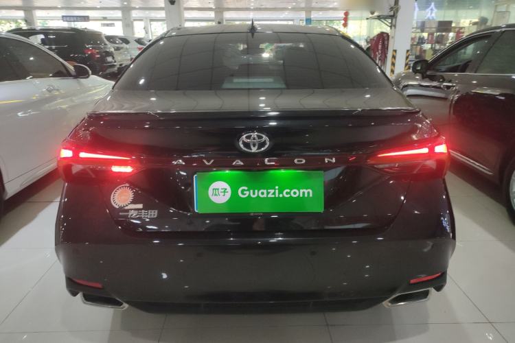 Used Toyota Avalon 2023 2.0L Luxury Edition