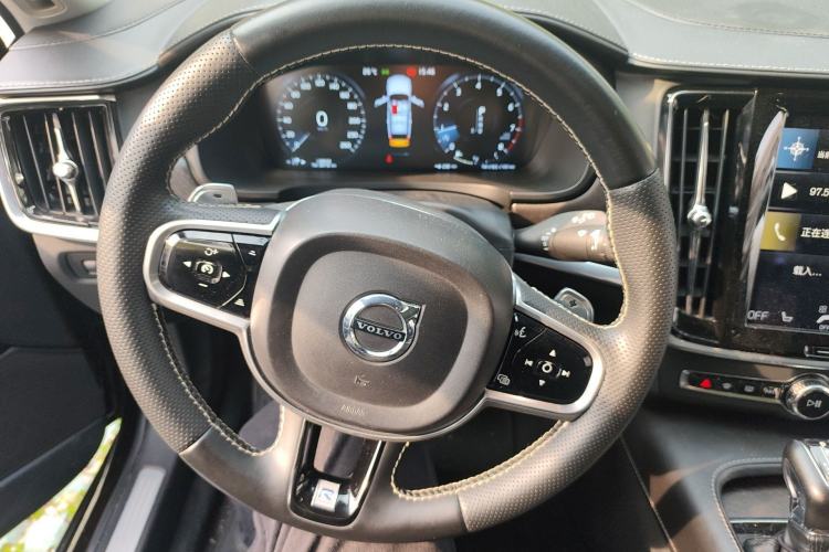 Used Volvo V90 2017 Cross Country T5 AWD Prestige Edition
