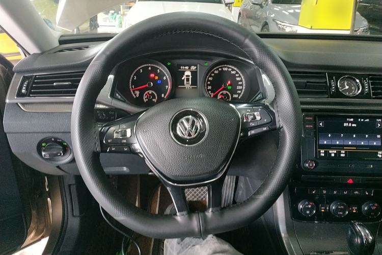 Used Volkswagen Passat 2017 330TSI DSG Luxury Edition