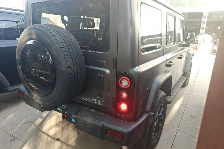 Used 212 T01 2024 2.0T Mechanic
