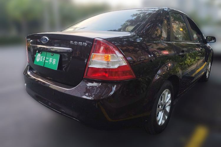 Used Ford Focus 2013 Sedan Classic 1.8L Automatic Base Model
