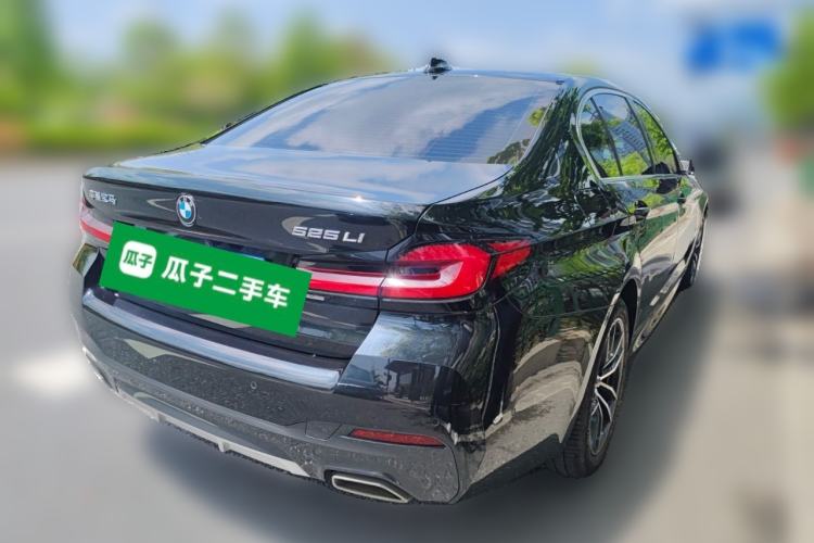 Used BMW 5 Series 2022 Second Facelift 525Li M Sport Package Rear Right 45 Deg