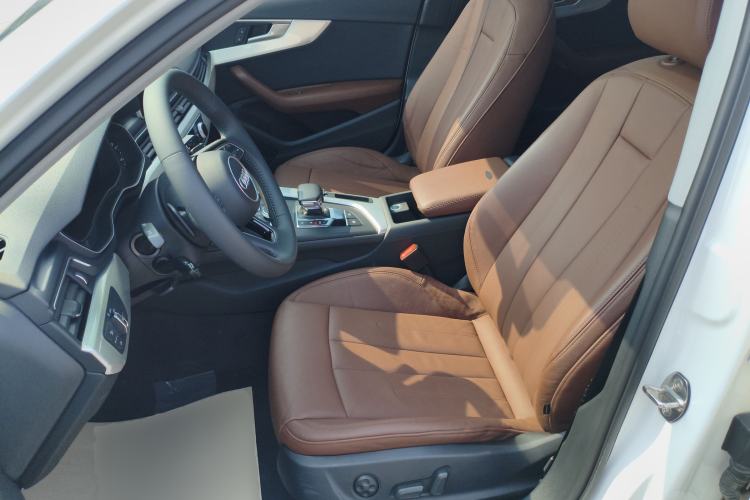 Used Audi A4L 2019 40 TFSI Fashion Edition China VI Emission Standard