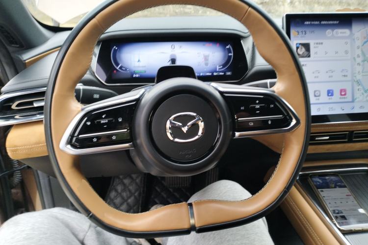 Used Mazda EZ-6 2024 Range-Extended 200 Luxury Edition
