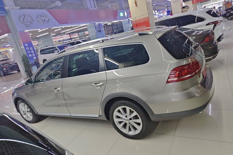 Used Volkswagen Magotan 2012 Travel Edition 2.0 TSI 4x4 Comfort Version
