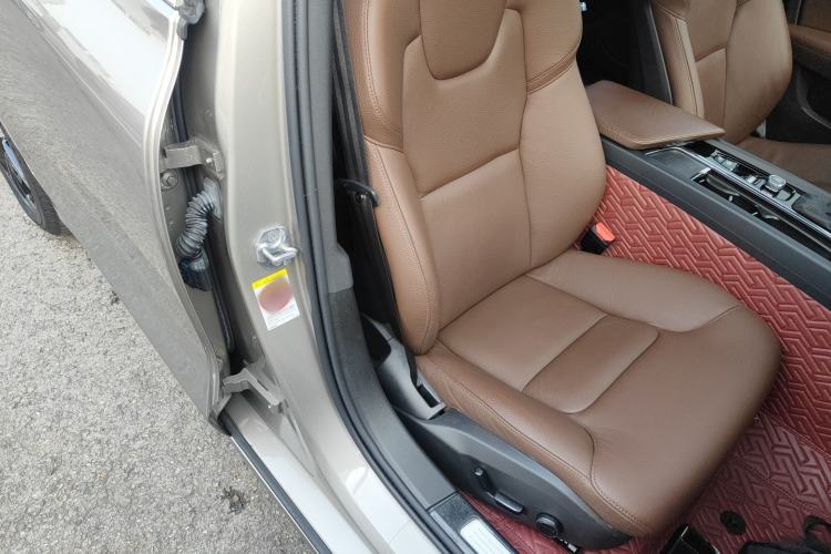 Used Volvo S60 2020 T4 Zhiyi Luxury Edition