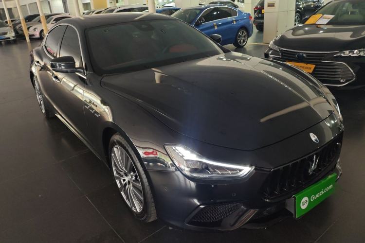 Used Maserati Ghibli 2022 3.0T Modena Front Right 45 Deg