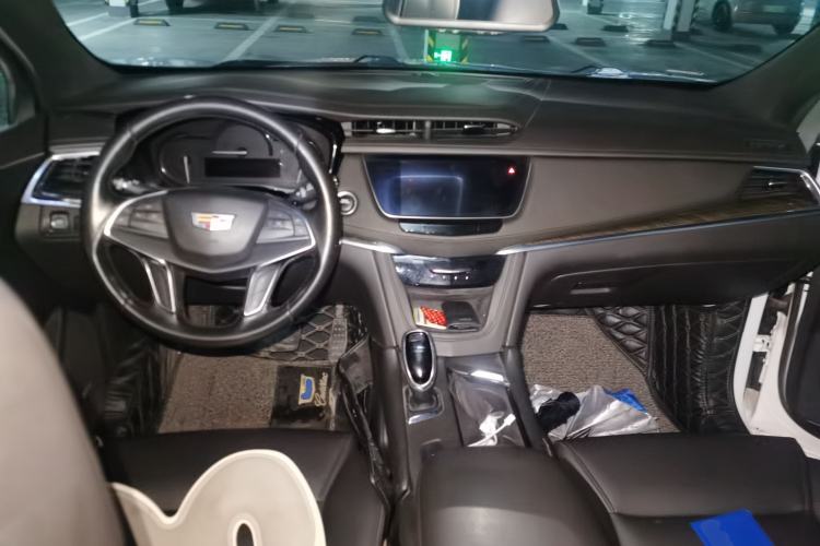 Used Cadillac XT5 2018 25T Tech Model