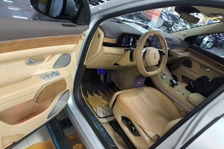 Used Hima AITO M7 2024 1.5T Intelligent Driving 4WD Ultra Version 6 Seats