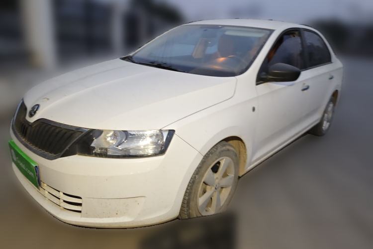Used Skoda Rapid 2015 1.4L Manual Enjoyment Model
