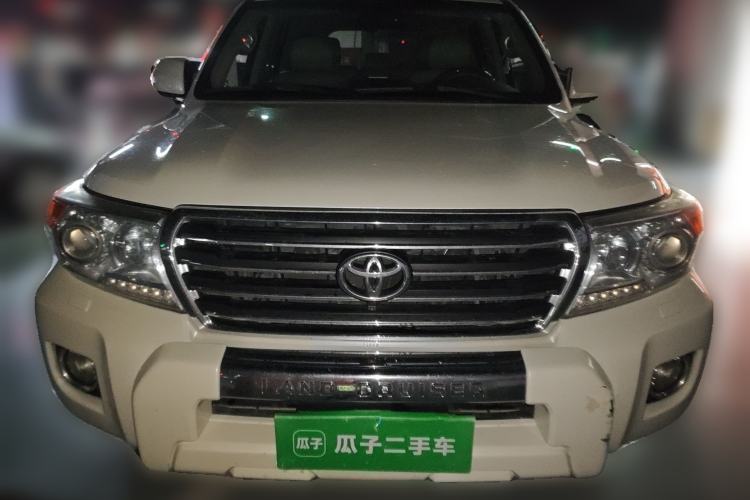 Used Toyota Land Cruiser  Front
