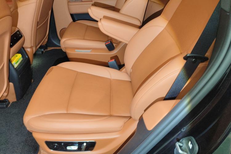 Used Li Auto L8 2024 Pro Model
