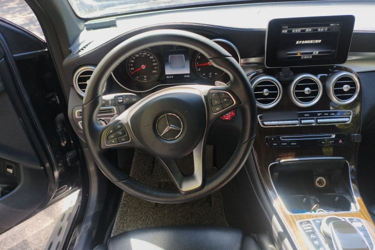 Used Mercedes-Benz GLC 2016 GLC 260 4MATIC Dynamic Edition
