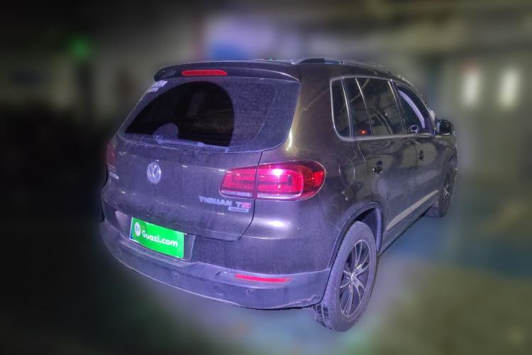 Used Volkswagen Tiguan L 2013 1.8 TSI Automatic All-Wheel Drive Luxury Model
