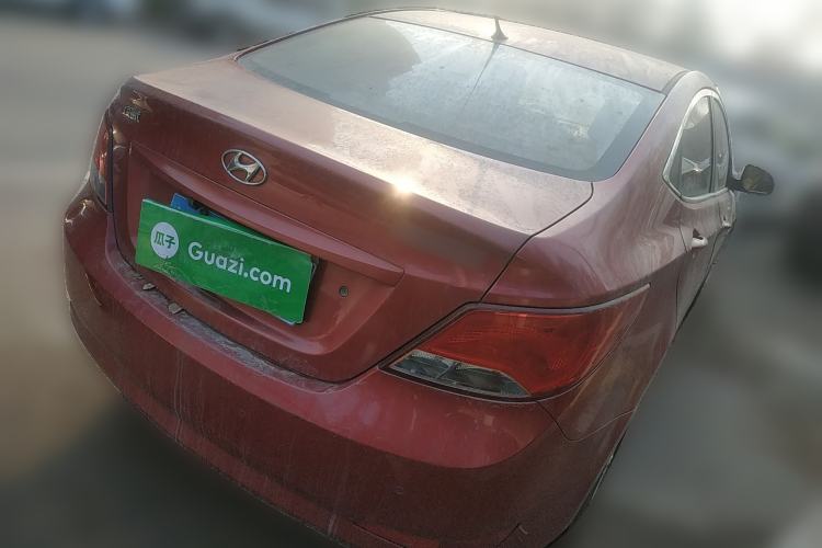 Used Hyundai Verna (older generation) 2014 1.4L Manual Smart GLS Trim