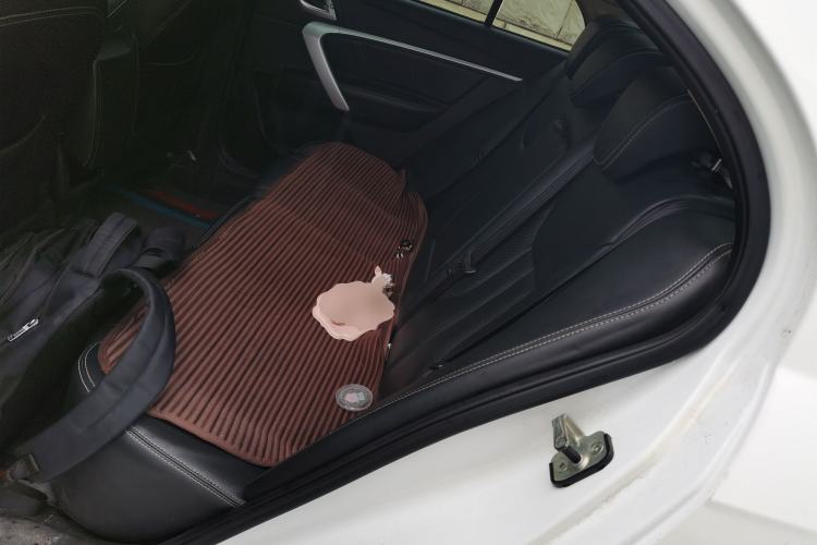 Used Geely Auto Emgrand 2017 Sedan Million Edition 1.5L CVT Upward Connectivity Version