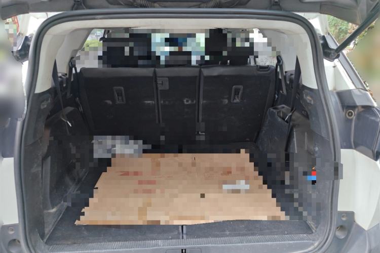 Used Peugeot 5008 2017 380THP 7-Seater Elite Edition Trunk