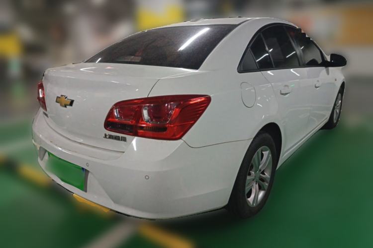 Used Chevrolet Cruze 2015 1.5L Classic SE AT Rear Right 45 Deg