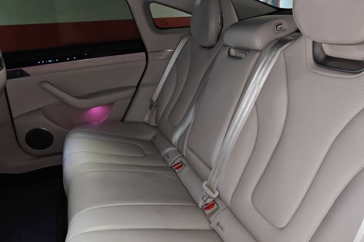 Used Hima Luxeed S7 2025 705 km Pro
