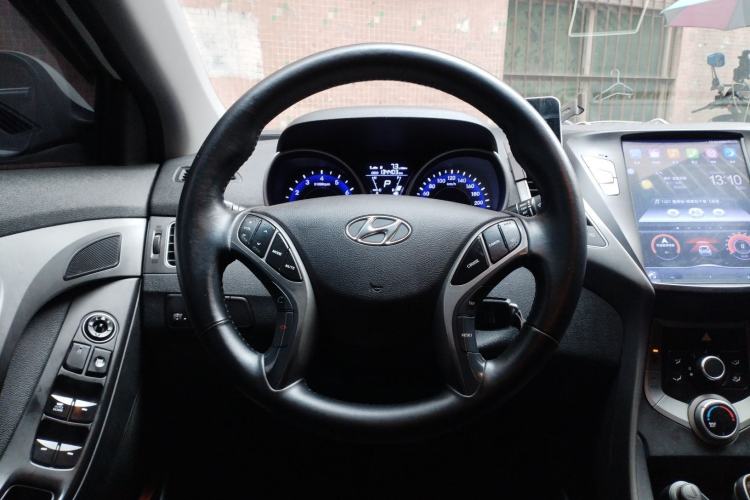 Used Hyundai Elantra (5th Generation / Langdong) 2015 1.6L Automatic Fashion Model

