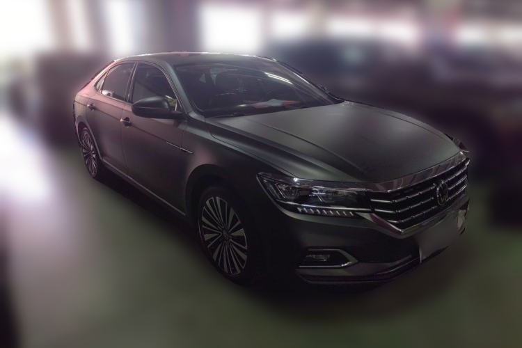 Used Volkswagen Passat 2020 Revised Version 330TSI Luxury Edition China VI Standard
