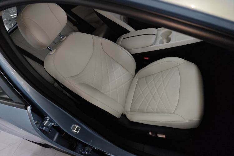 Used ARCFOX T1 2025 Model 425 PLUS
