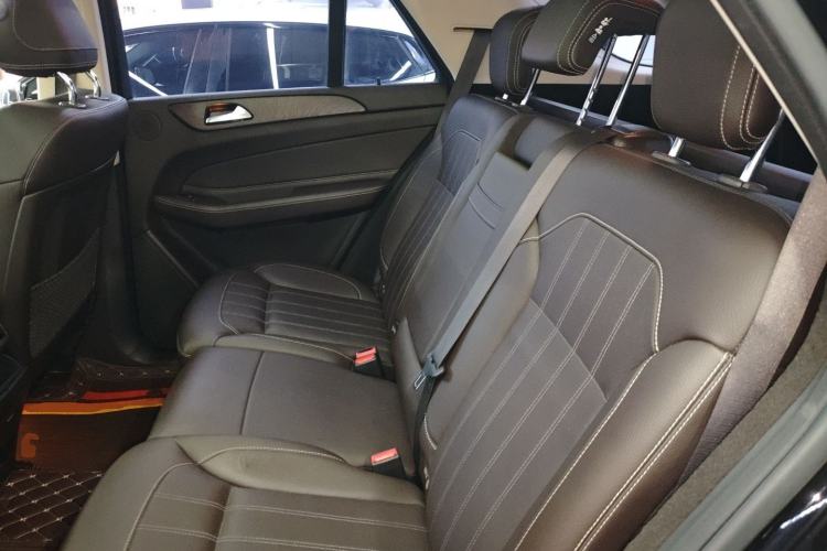 Used Mercedes-Benz GLE 2017 GLE 320 4MATIC Dynamic Model Left Rear Seat