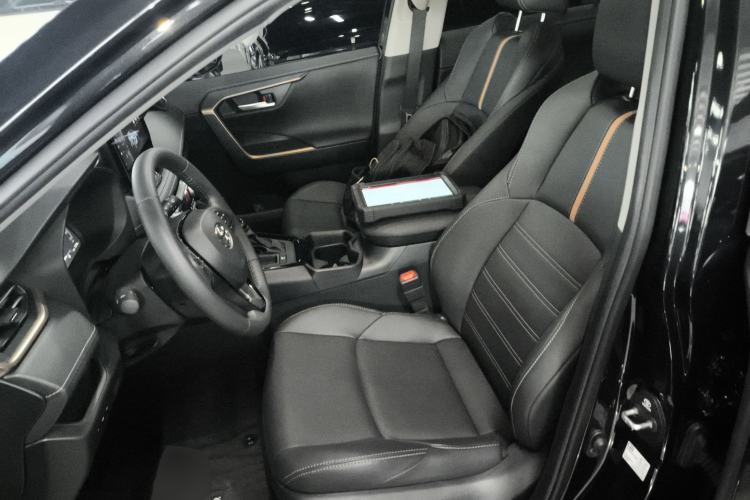 Used Toyota Wildlander 2024 Dual-Motor 2.5L E-CVT Two-Wheel Drive Luxury PLUS Edition