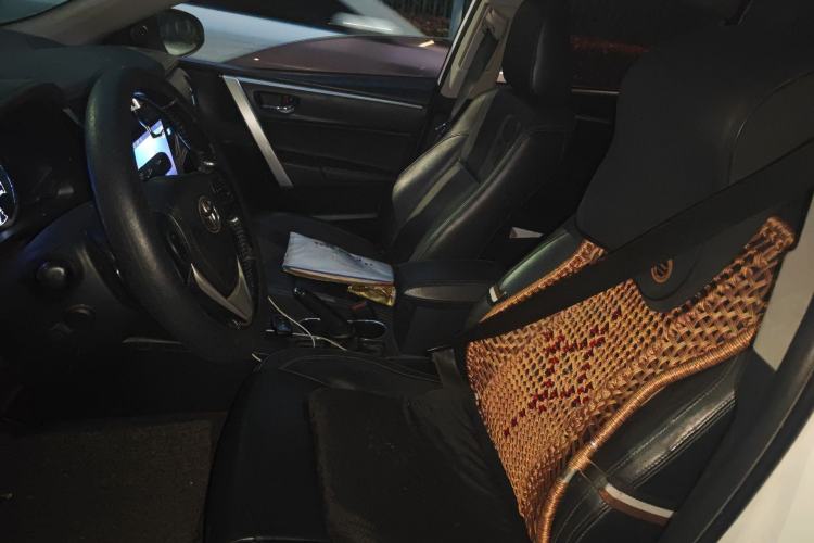 Used Toyota Corolla 2017 Revised Dual-Engine 1.8L E-CVT Elite Edition Left Front Seat