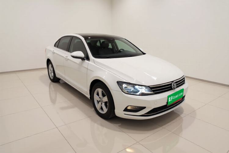Used Volkswagen Lamando 2018 230TSI DSG Fashion Edition Front Right 45 Deg