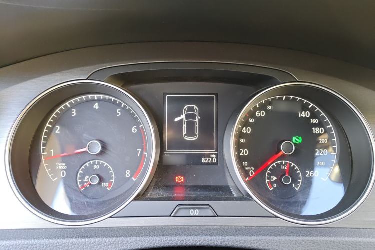 Used Volkswagen Golf 2015 1.6L Automatic Comfort Model
