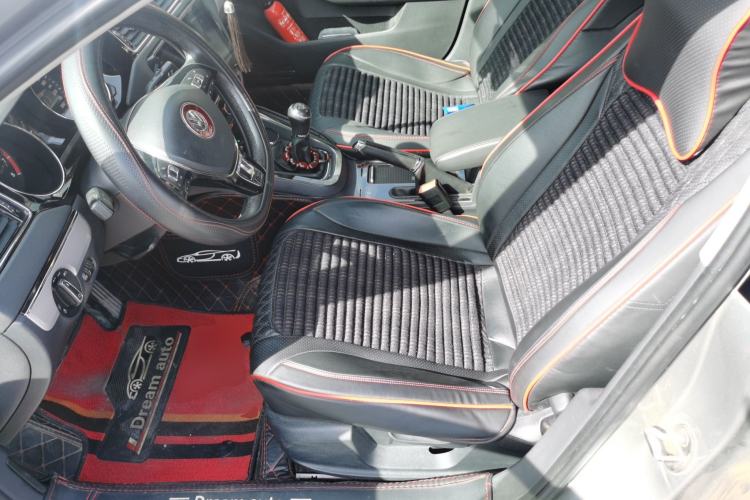 Used Volkswagen Sagitar 2017 1.6L Manual Comfort Model Left Front Seat