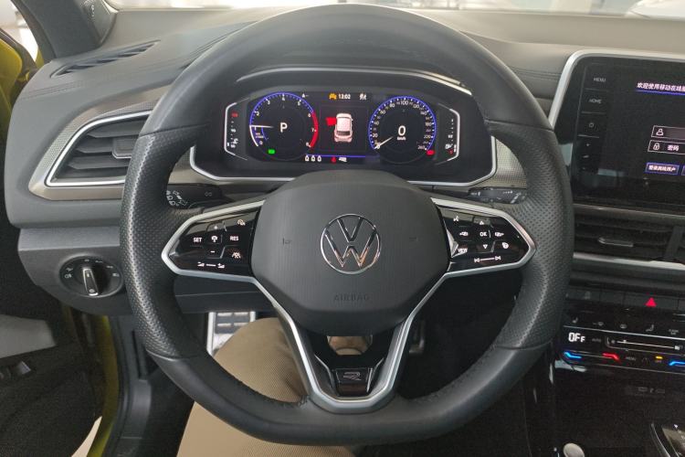 Used Volkswagen T-ROC 2023 300TSI DSG Two-Wheel Drive Starlight Edition