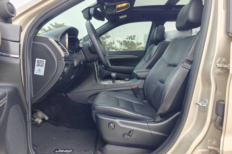 Used Jeep Grand Cherokee 2014 3.6L Elite Navigation Edition