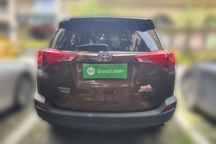 Used Toyota RAV4 2015 2.0L CVT Two-Wheel Drive Fashion Edition