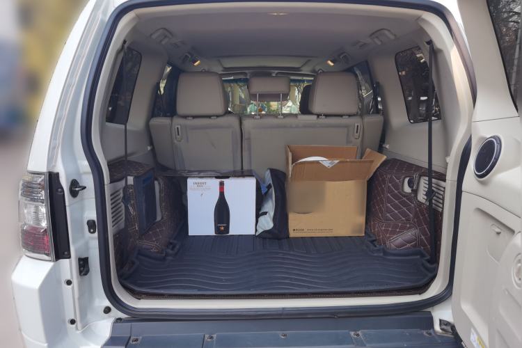 Used Mitsubishi Pajero 