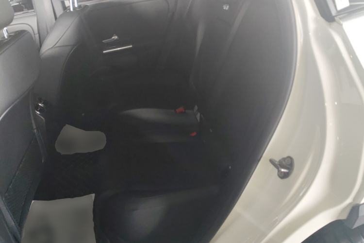 Used Mercedes-Benz GLA 2020 GLA 200 Left Rear Seat