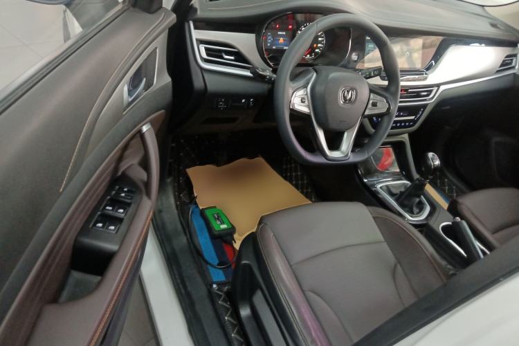 Used CHANGAN CS35PLUS 2019 1.6L Manual Chuanlian Edition