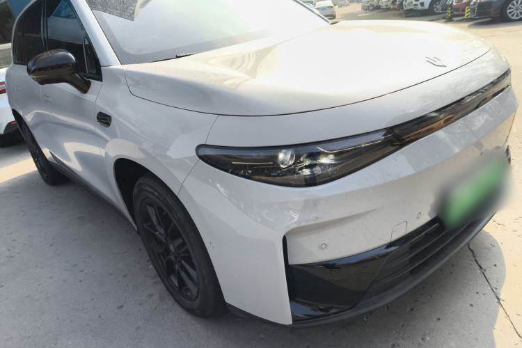 Used Leapmotor C10 2024 210 Smart Edition Front Right 45 Deg