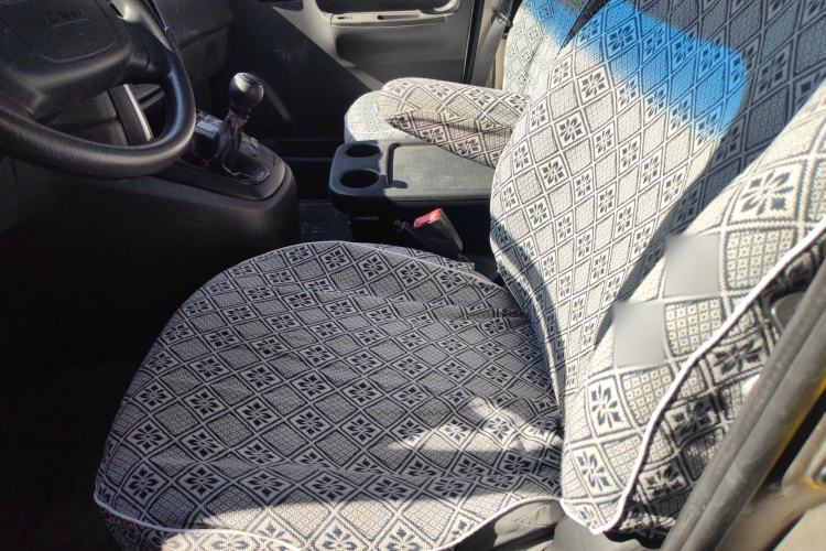 Used Jinbei Express 2018 2.0L Standard Version V19 Left Front Seat