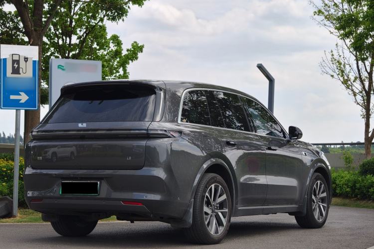 Used Li Auto L8 2023 Air model
